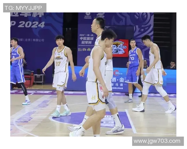 辽宁男篮决定不再续约弗格季后赛表现明显下滑引发关注